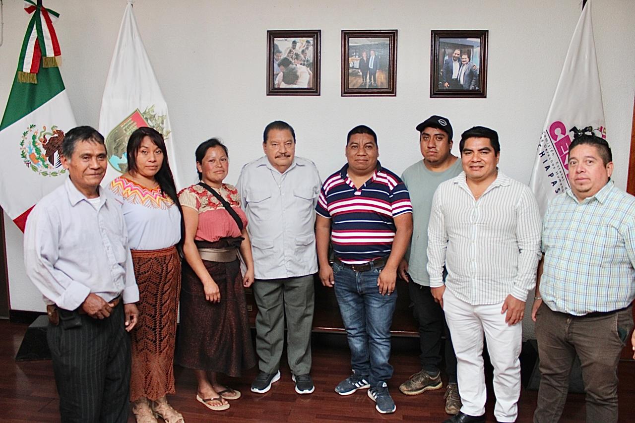 📌CEDH Chiapas atiende queja de artesanos de San Cristóbal de Las Casas sobre limitaciones a su actividad comercial.