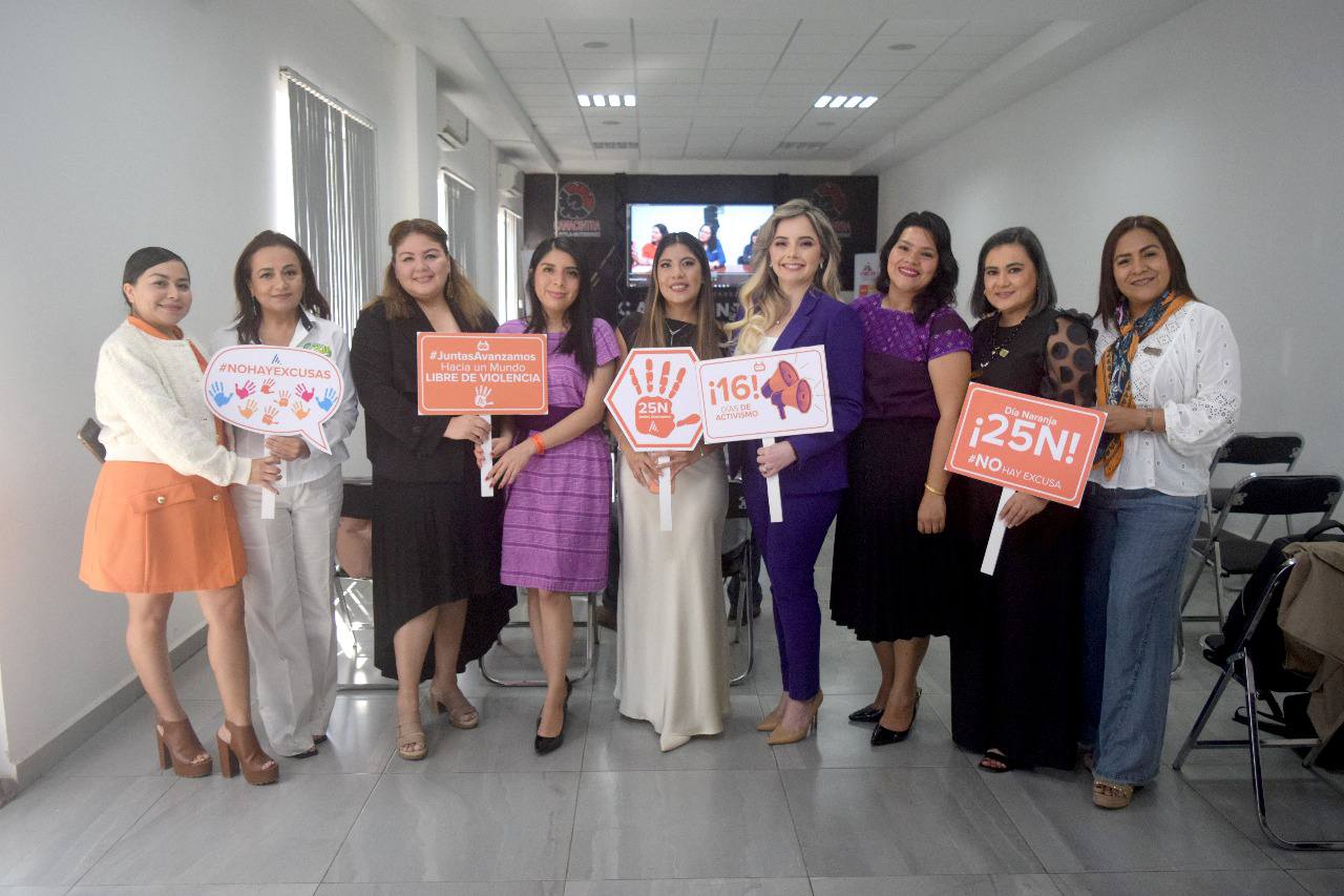 📌 🧡🤚 En el segundo día de Activismo para la erradicación de la violencia contra las mujeres, la CEDH Chiapas, a través de la Dirección de Promoción de los DESCA
