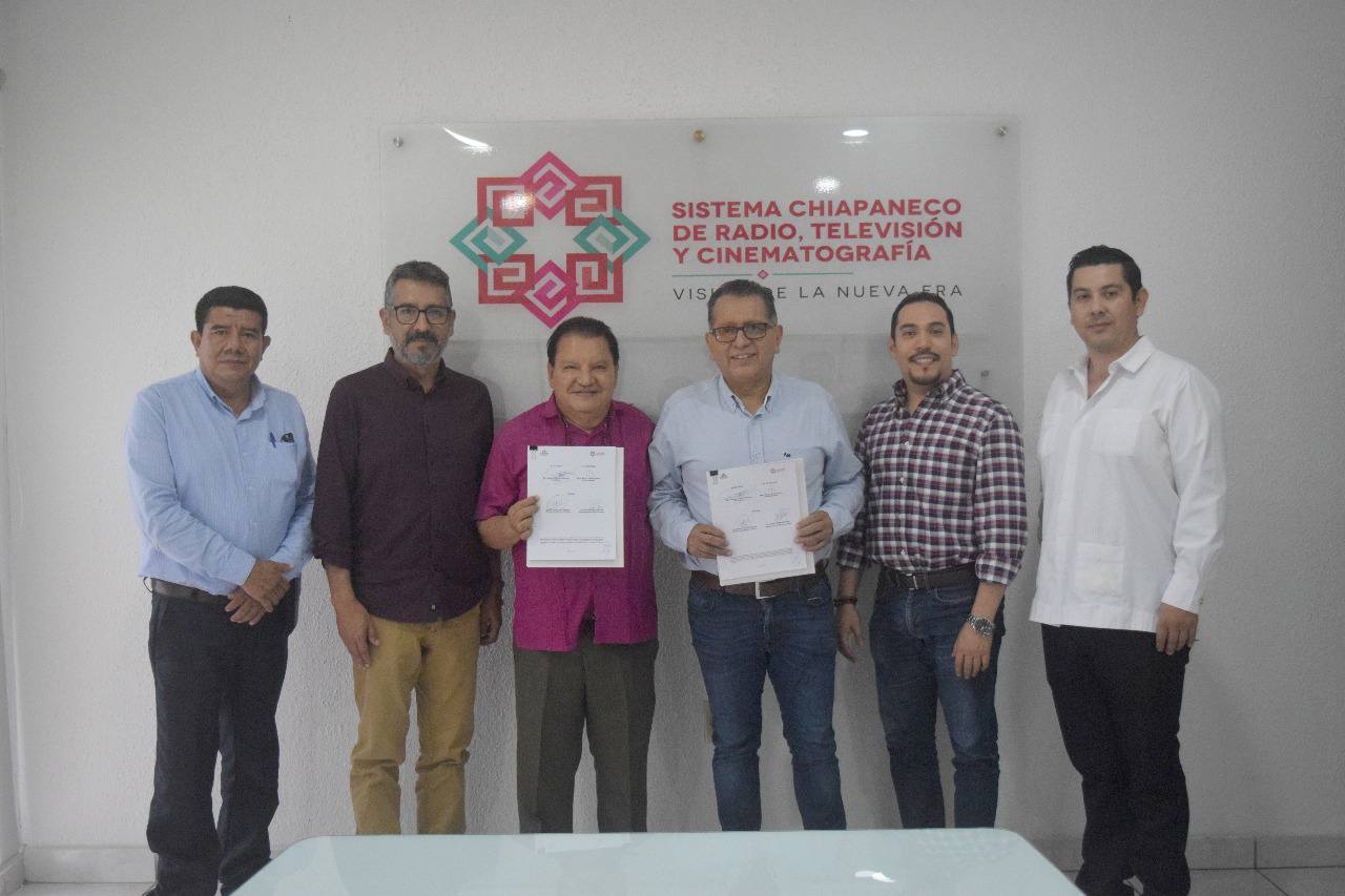 📌📲 La Comisión Estatal de los Derechos Humanos de Chiapas y el Sistema Chiapaneco de Radio, Televisión y Cinematografía celebraron la Firma de Convenio de Colaboración mediante el cual se unen esfuerzos para ampliar la difusión de derechos humanos en la entidad.