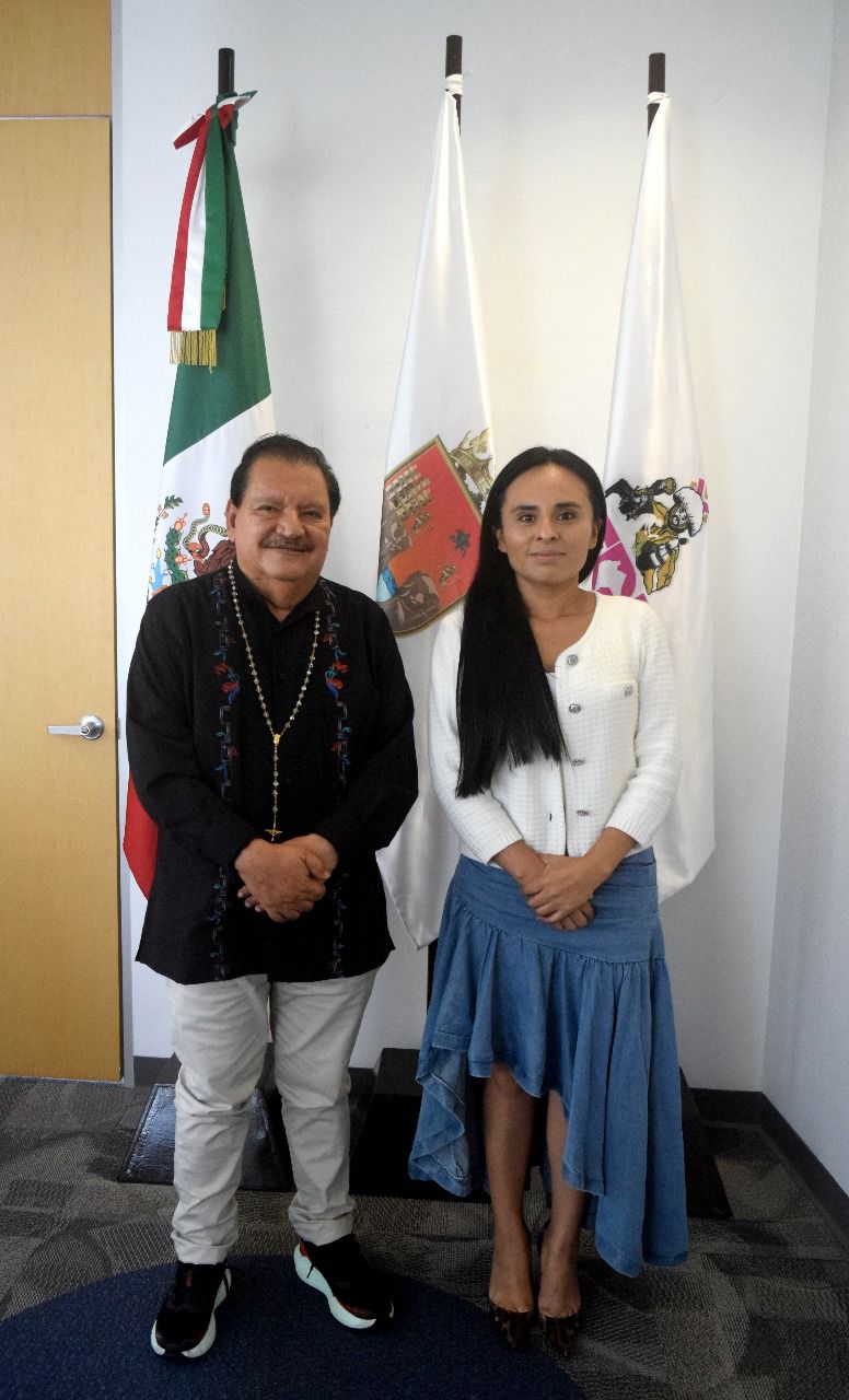 📌 El Presidente de la Comisión de los Derechos Humanos de Chiapas, Maestro Horacio Culebro Borayas recibió en su oficina a la presidenta municipal de Tumbalá