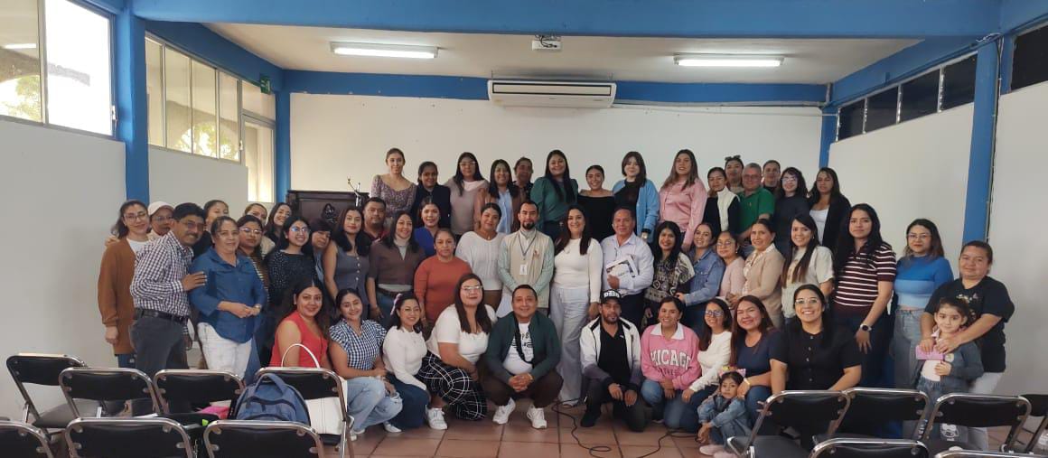 📍Con el tema “Derechos Humanos y Servicio Docente” la Comisión Estatal de los Derechos Humanos impartió una plática a directores de diferentes centros preescolares que integran la Zona Escolar 049 y a personal de la supervisión de zona.