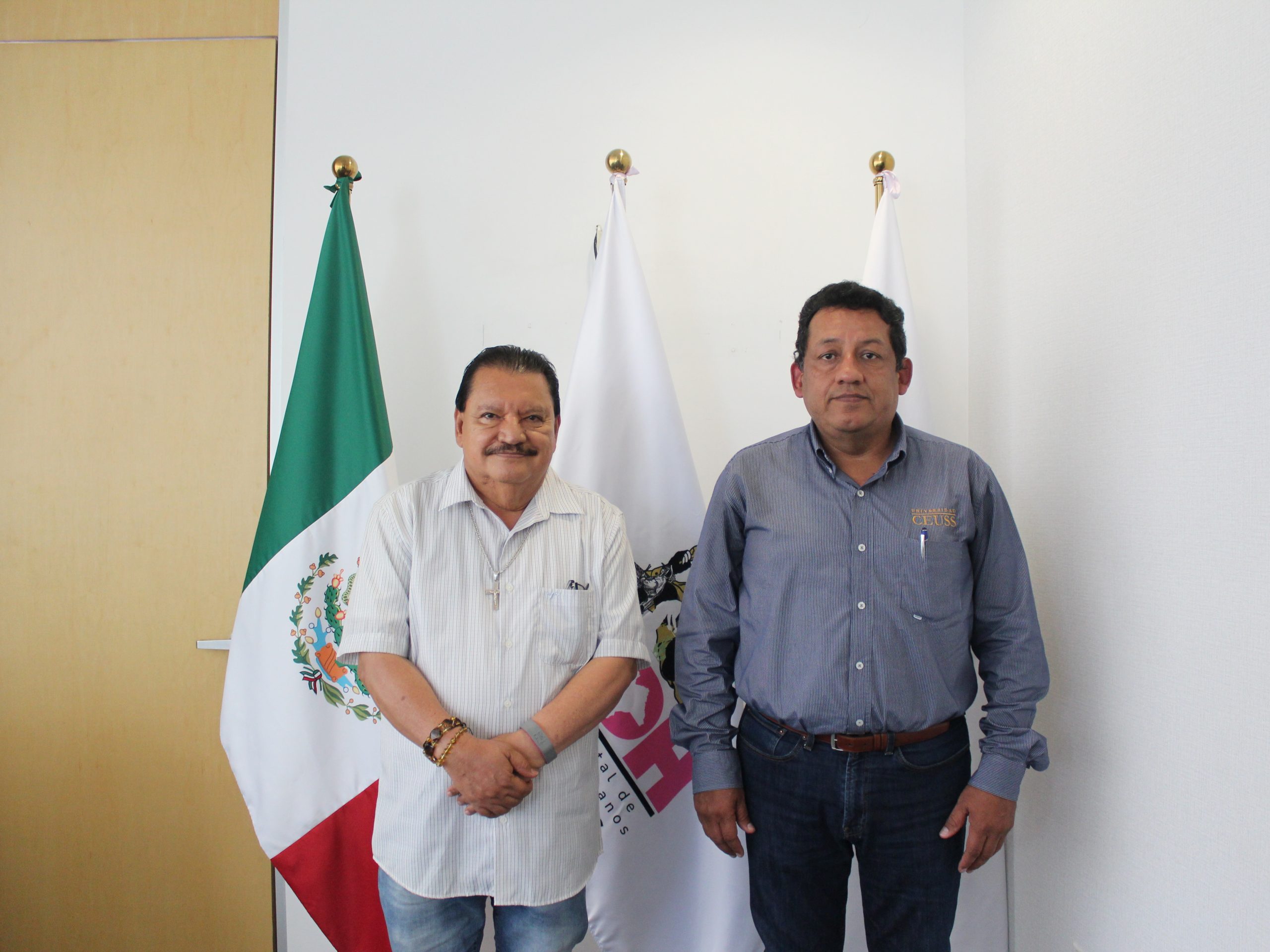 📌📱La Comisión Estatal de los Derechos Humanos recibió una solicitud del Centro de Estudios Universitarios del Sur Sureste para la firma de un convenio de colaboración..