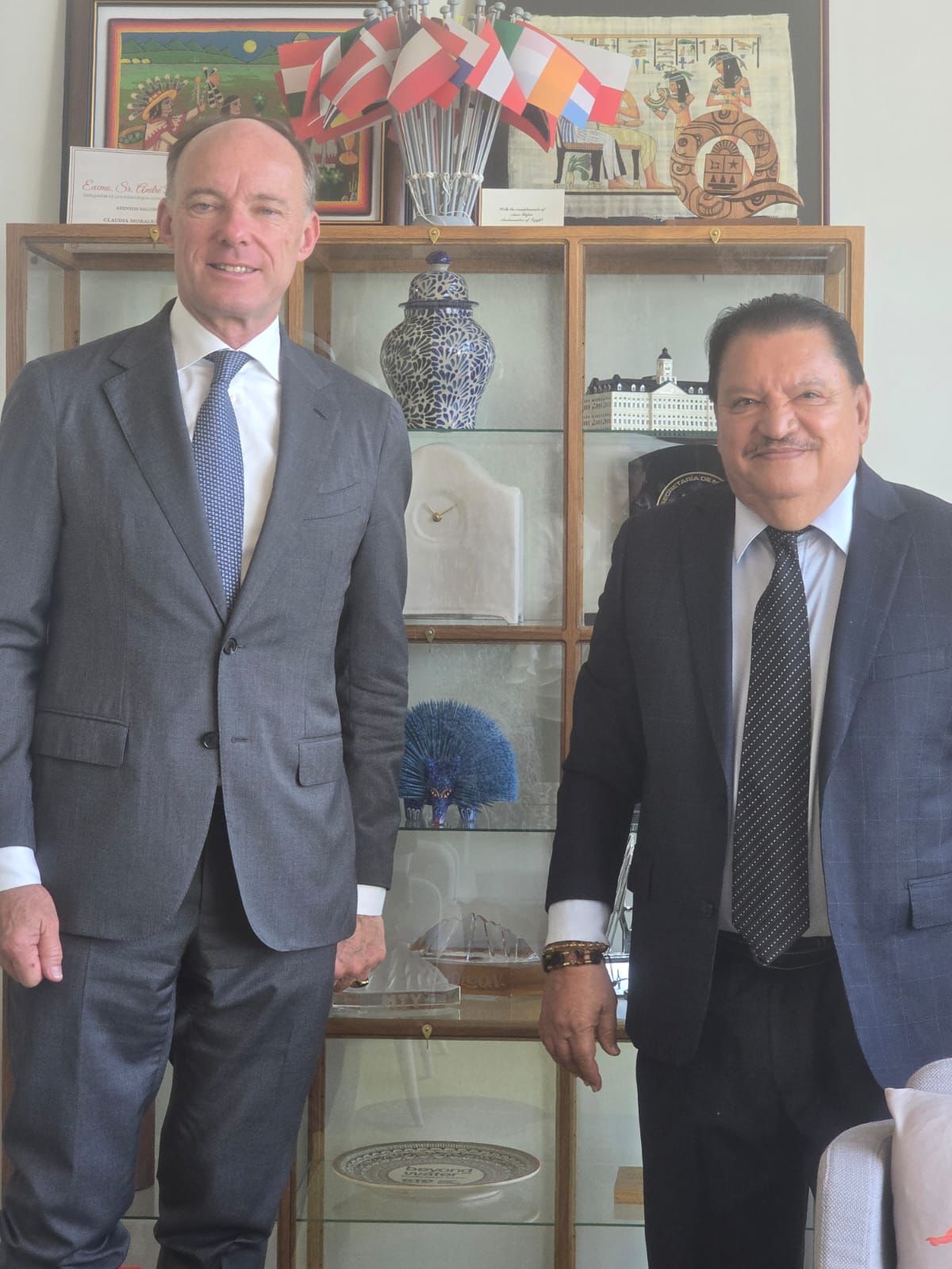 La Comisión Estatal de los Derechos Humanos de Chiapas (CEDH) llevó a cabo la plática “Autismo: comprender para atender con empatía”