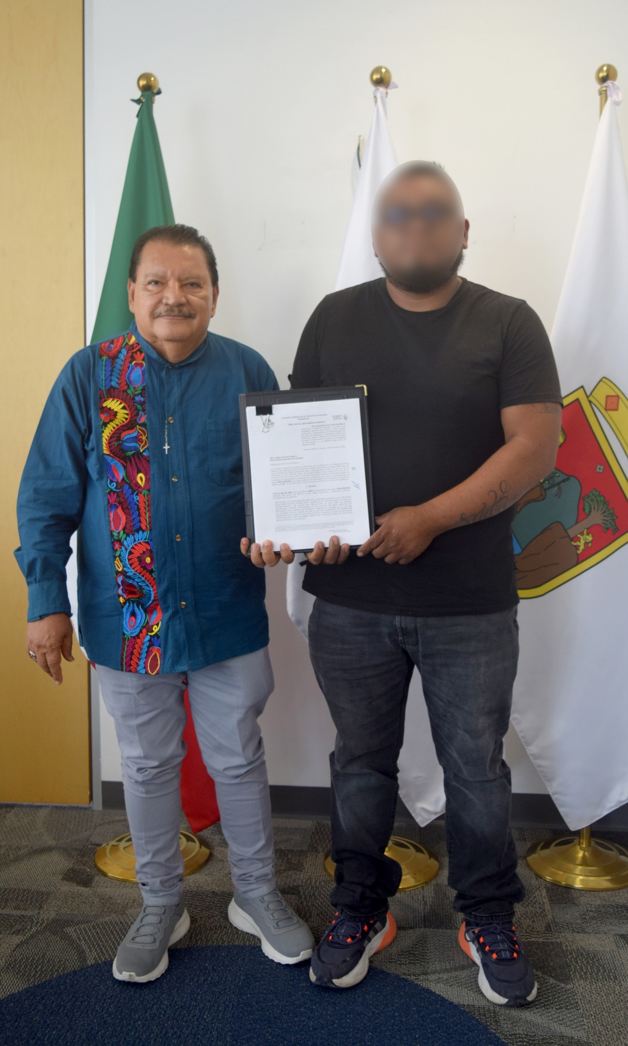El Presidente de la Comisión Estatal de los Derechos Humanos, Mtro. Horacio Culebro Borrayas, sostuvo una reunión en sus oficinas con la Directora General del Centro de Estudios Universitarios del Sur y Sureste (CEUSS)