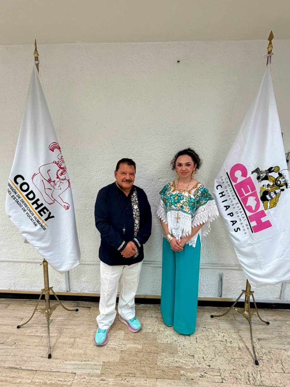 El Mtro. Horacio Culebro Borrayas, Presidente de la Comisión Estatal de los Derechos Humanos de Chiapas (CEDH), realizó una visita de cortesía a las instalaciones de la Comisión de Derechos Humanos del Estado de Yucatán (CODHEY)
