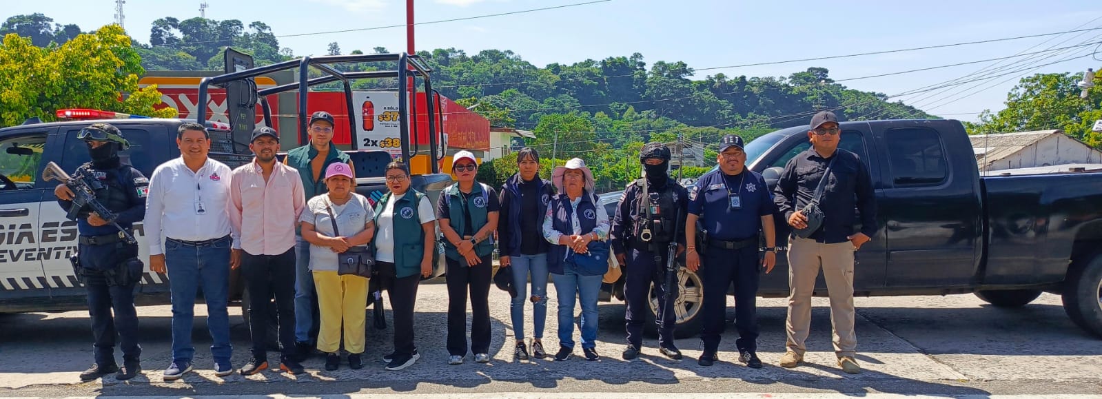📍📲El presidente de la Comisión Estatal de los Derechos Humanos de Chiapas sostuvo una reunión de trabajo con locatarios del mercado “Matías Castellanos”, ubicado en el municipio de Frontera Comalapa, Chiapas.